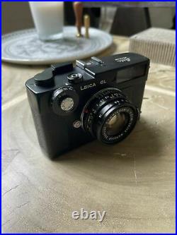 Leica CL 35mm Rangefinder Camera with 40mm Summicron f/2.0 lens