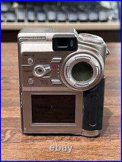 Leica Digilux 4.3 Vintage Camera Made In Japan Ships Free! 1010