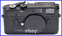 Leica M2 No. 1098955 (BLACK PAINT) Leitz Wetzlar Germany CONDITION A/B