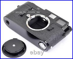Leica M2 No. 1098955 (BLACK PAINT) Leitz Wetzlar Germany CONDITION A/B