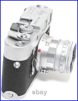 Leica M4 with 2/5cm Summicron in MINT condition! Vintage film camera ca. 1967