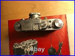 Vintage 1935 35 mm leica camera condition 60/80 comes with original leather case