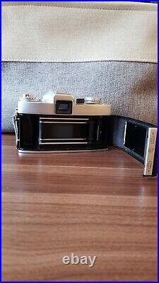 Working nice Vintage LEICAFLEX LEITZ WETZLAR SLR FILM CAMERA SUMMICRON R 2